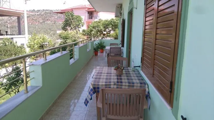 Apart Daire, Balkon