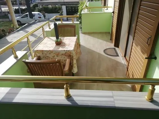 Stüdyo, Balkon