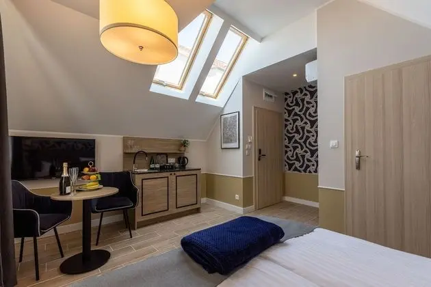 Deluxe Tek Büyük Yataklı Oda