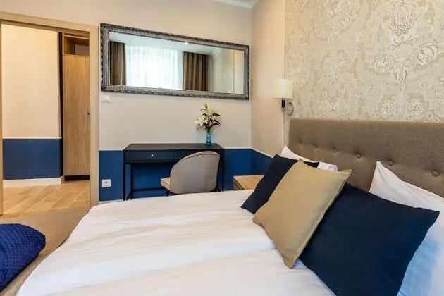 Deluxe Üç Kişilik Oda