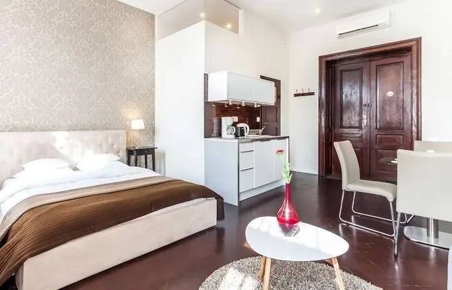 Deluxe Stüdyo