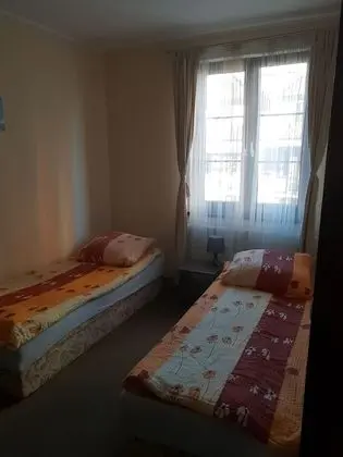 Business Apart Daire, 2 Yatak Odası, Küçük Mutfak, Avlu Manzaralı