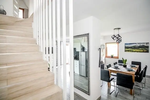 2-level Deluxe Apartment (1)