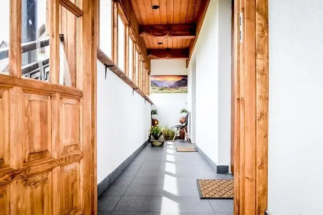 2-level Deluxe Apartment (1)