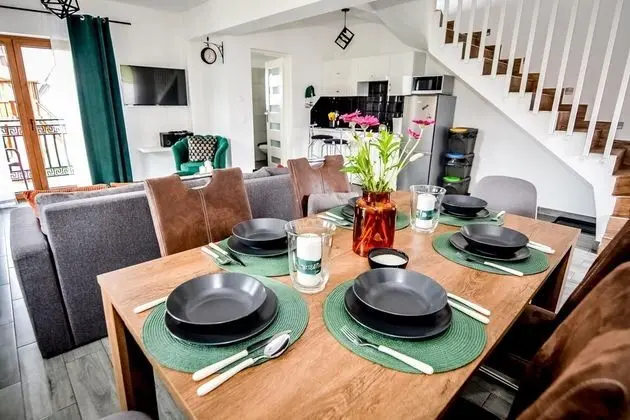 2-level Deluxe Apartment (1)