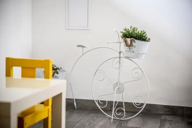 2-level Deluxe Apartment (1)