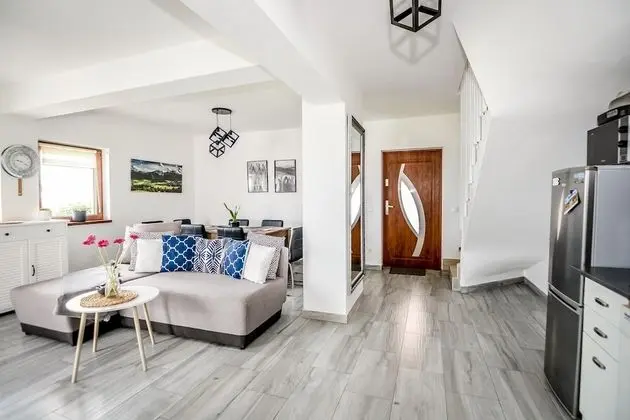 2-level Deluxe Apartment (1)