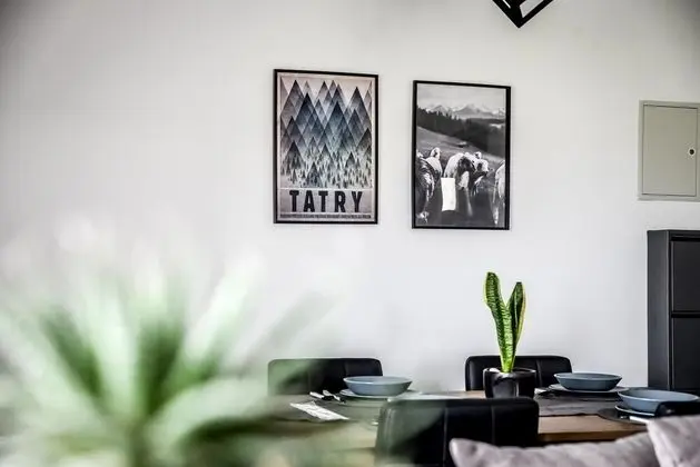 2-level Deluxe Apartment (1)