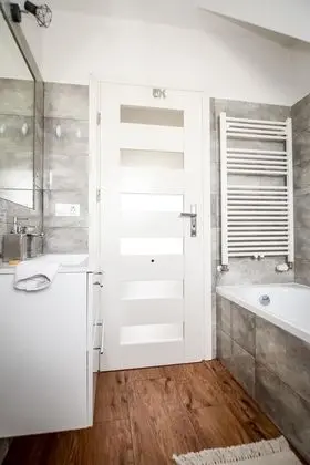 2-level Deluxe Apartment (1)