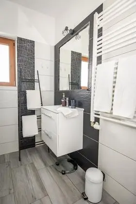 2-level Deluxe Apartment (1)