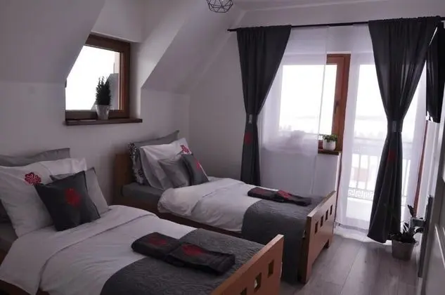 2-level Deluxe Apartment (1)