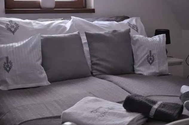 2-level Deluxe Apartment (1)