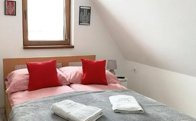 2-level Deluxe Apartment (1)