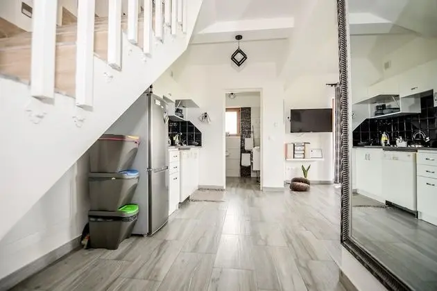 2-level Deluxe Apartment (2)