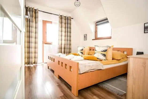 2-level Deluxe Apartment (2)