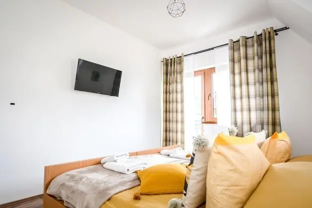 2-level Deluxe Apartment (2)