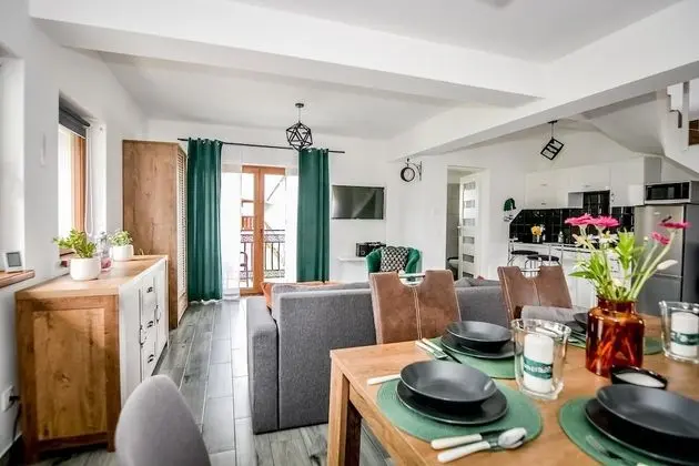 2-level Deluxe Apartment (2)