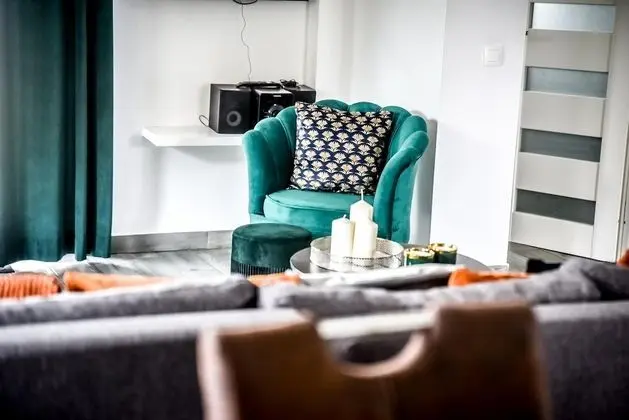 2-level Deluxe Apartment (2)