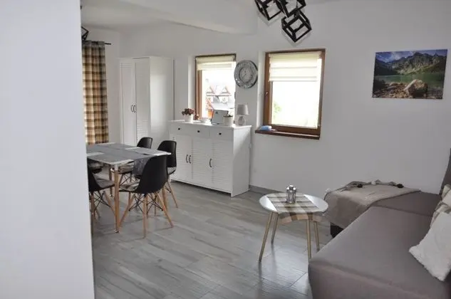 2-level Deluxe Apartment (2)