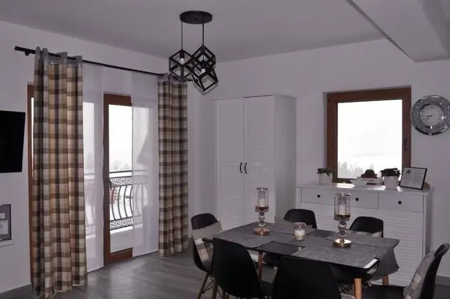 2-level Deluxe Apartment (2)