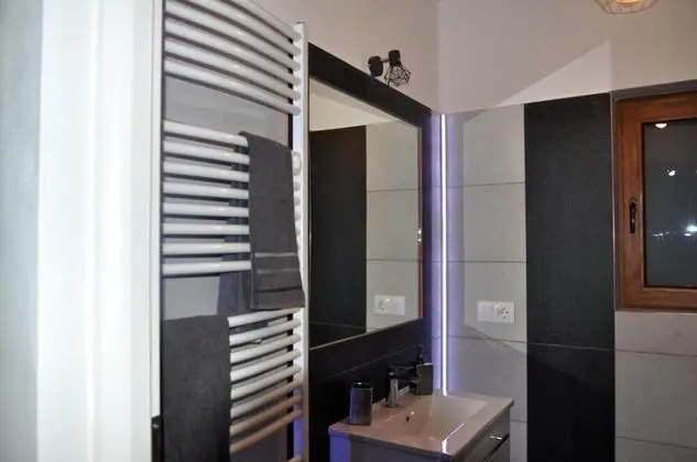 2-level Deluxe Apartment (2)