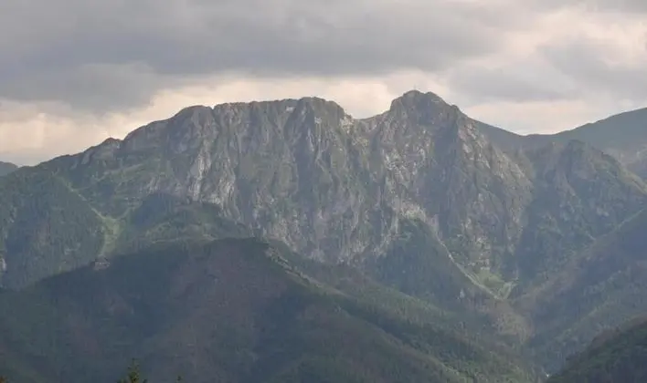 2-level Deluxe Apartment (2)