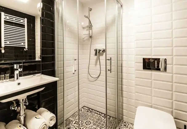 Comfort Stüdyo Süit, 1 Yatak Odası, Küçük Mutfak (Black & White)