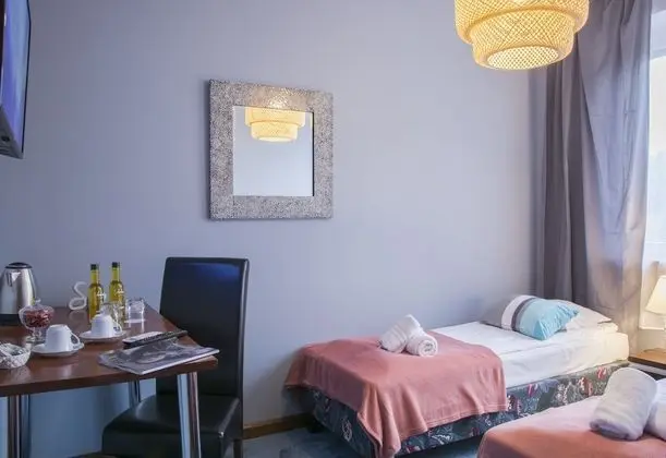 Standard Tek Büyük Yataklı Oda