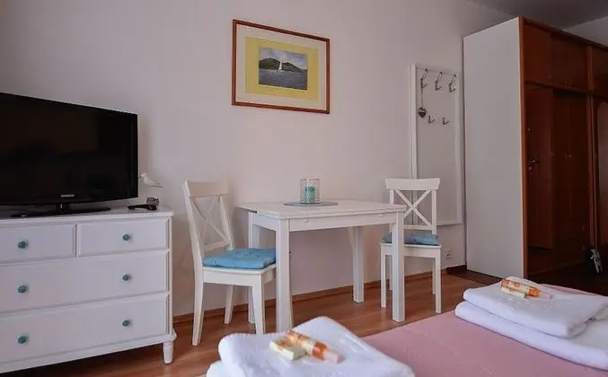 Apartment (Uzdrowiskowa 9)