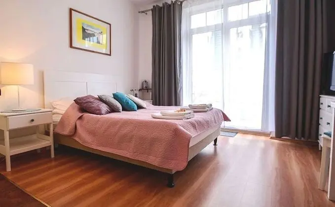 Apartment (Uzdrowiskowa 9)
