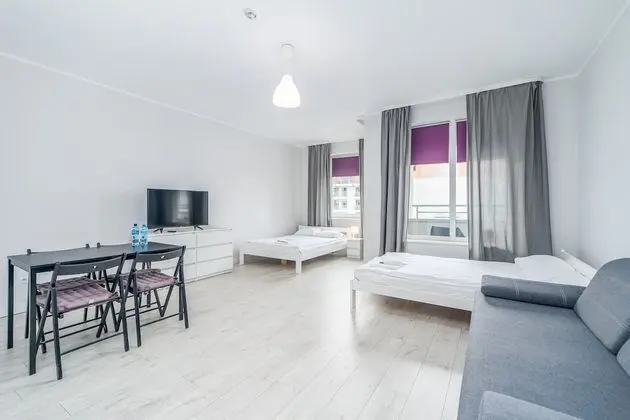 Dört Kişilik Oda, 2 Çift Kişilik Yatak, Balkon