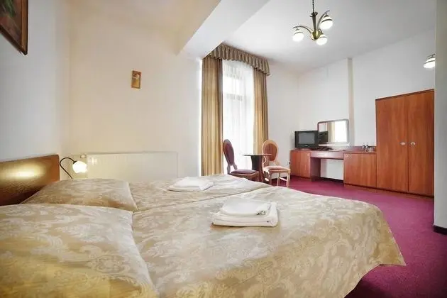 Comfort Tek Büyük veya İki Ayrı Yataklı Oda