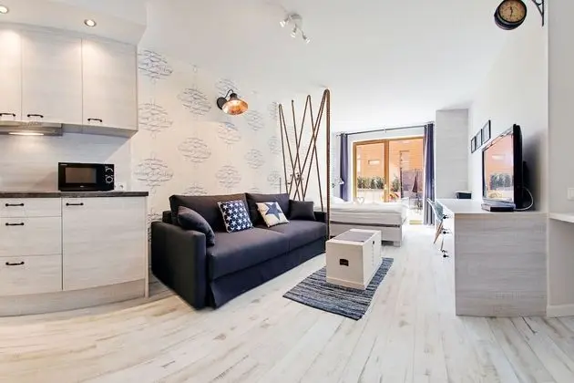 Apart Daire, Bahçe Manzaralı (90a)
