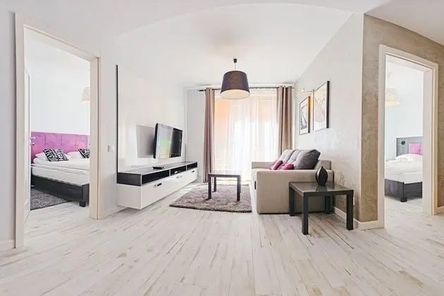 Apart Daire, Bahçe Manzaralı (90b)