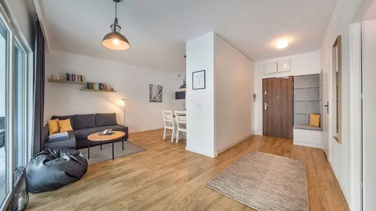 Apartament (14A)