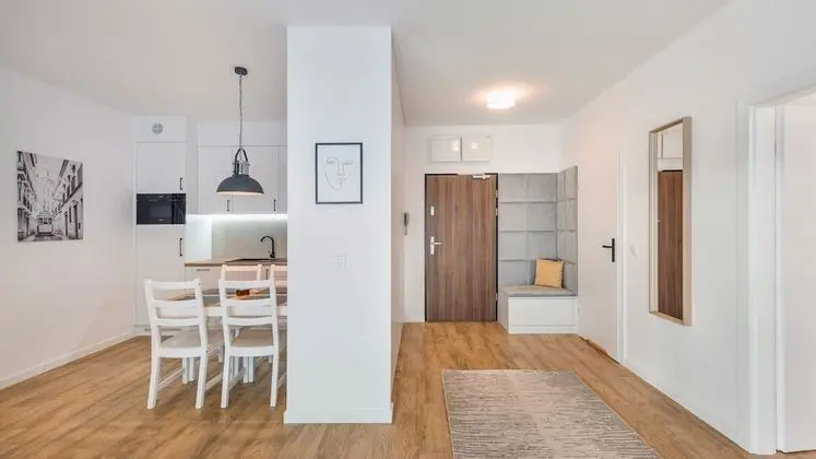 Apartament (14A)