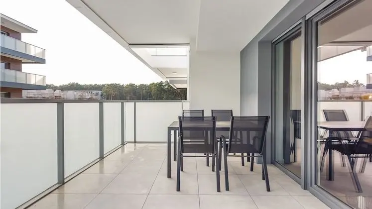 Apartament (14A)