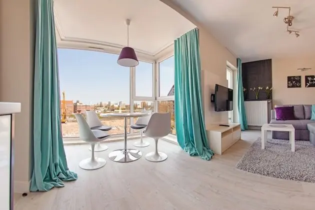 Chmielna 70 Apartament 49