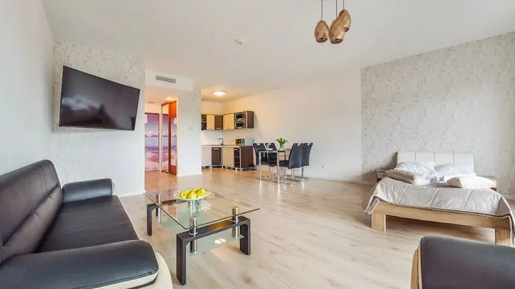 Stüdyo, Balkon (503)