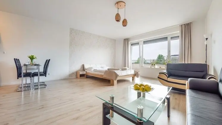 Stüdyo, Balkon (503)