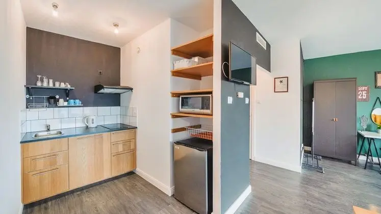 Stüdyo, Balkon (504)