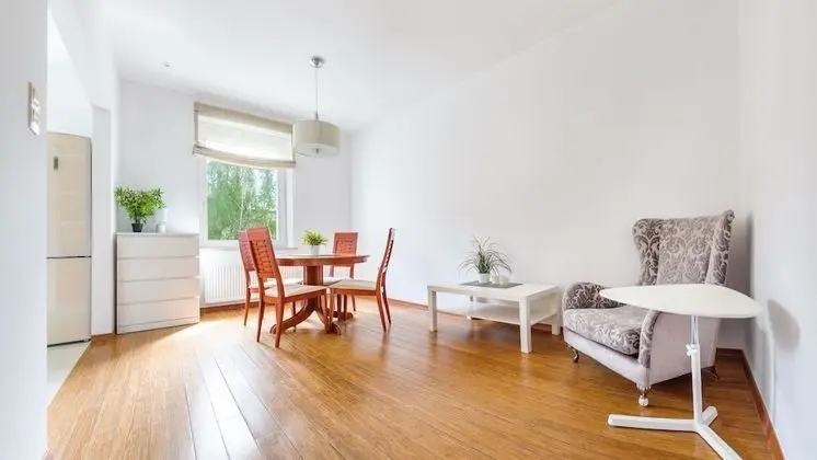 Apart Daire (Swietojanska 83/4)