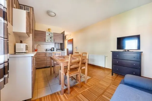 Apart Daire (49 Helska Villa, Steyera 18)