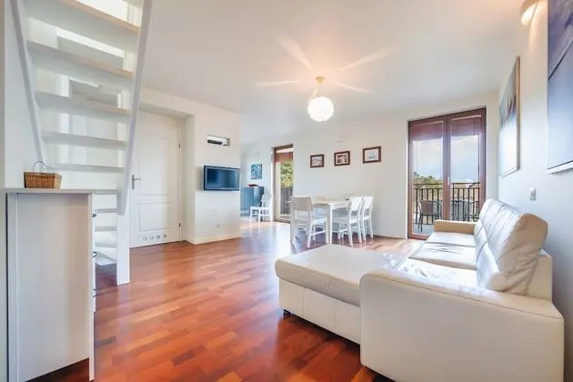 Apart Daire (11, ul. Wojska Polskiego 77)