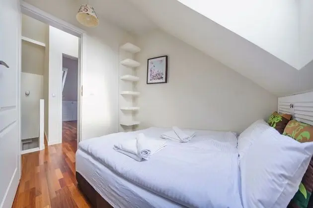 Apart Daire (11, ul. Wojska Polskiego 77)