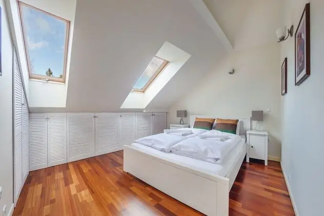 Apart Daire (11, ul. Wojska Polskiego 77)