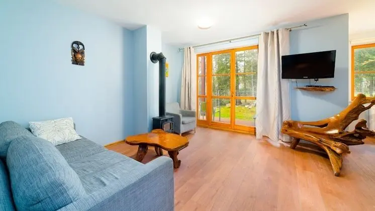 Apart Daire (Komuny Paryskiej 87/1)