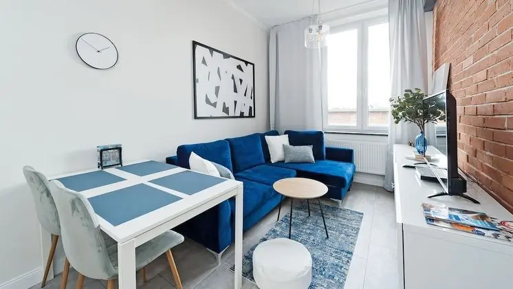 Apart Daire (23 – Bogusławskiego 10)