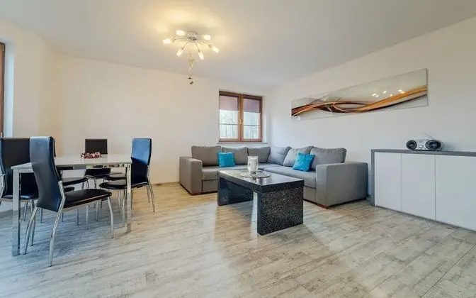 Apart Daire (Przemysłowa 18A/16 Delux)