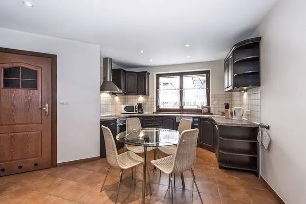 Apart Daire (1- Spiechowicza 14)